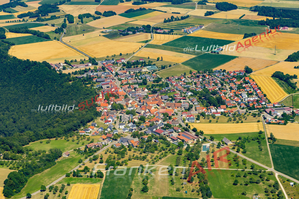 tuerkheim-geislingen-an-der-steige-luftbild-2022-8486 | Aktuelles Luftbild von Türkheim Geislingen an der Steige - Die Luftaufnahme wurde 2022 mittels UL-Flugzeug erstellt ( keine Drohne ) - hochauflösende Kamera-Systeme von  Canon -
Beste Qualität - Für grossformatige Ausdrucke geeignet. Die Geschenkidee !