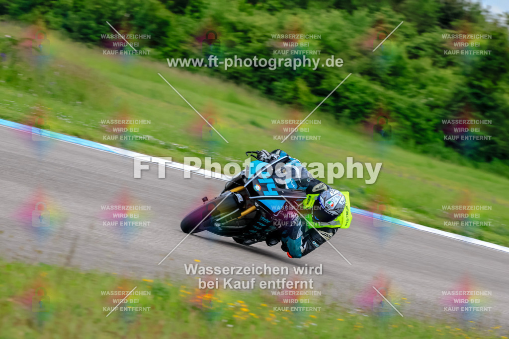 MotoTeam-3626 | Hier findet Ihr Bilder von Touristenfahrten auf der Nürburgring Nordschleife oder von anderen Veranstaltungen die ich besucht habe. Viel Spass beim Durch Schauen 