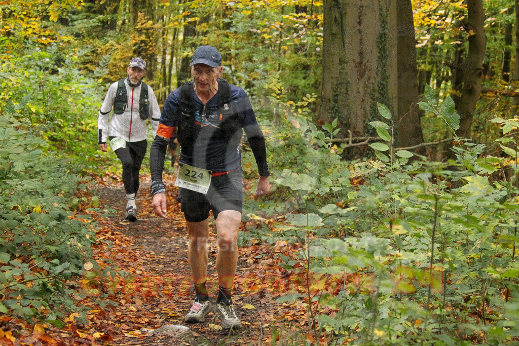 251026_1301_EV4_6370 | Sportfotografie im Rhein-Sieg Kreis, Köln, Bonn, NRW, Rheinland Pfalz, Hessen, etc. Unser Tätigkeitsfeld umfasst den Laufsport vom Volkslauf über den Marathon, Duathlon, Triathon bis zum Ultralauf wie Kölnpfad Ultra oder Schindertrail.