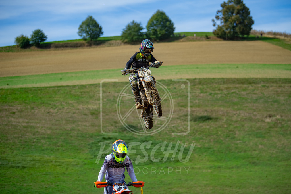 85 (228) | Paeschuphoto Shop - Wer nicht sucht der auch nicht findet.Ob Motocrossbilder oder von einem besuchtem Spiel, Hauptsache Action. - Realisiert mit Pictrs.com