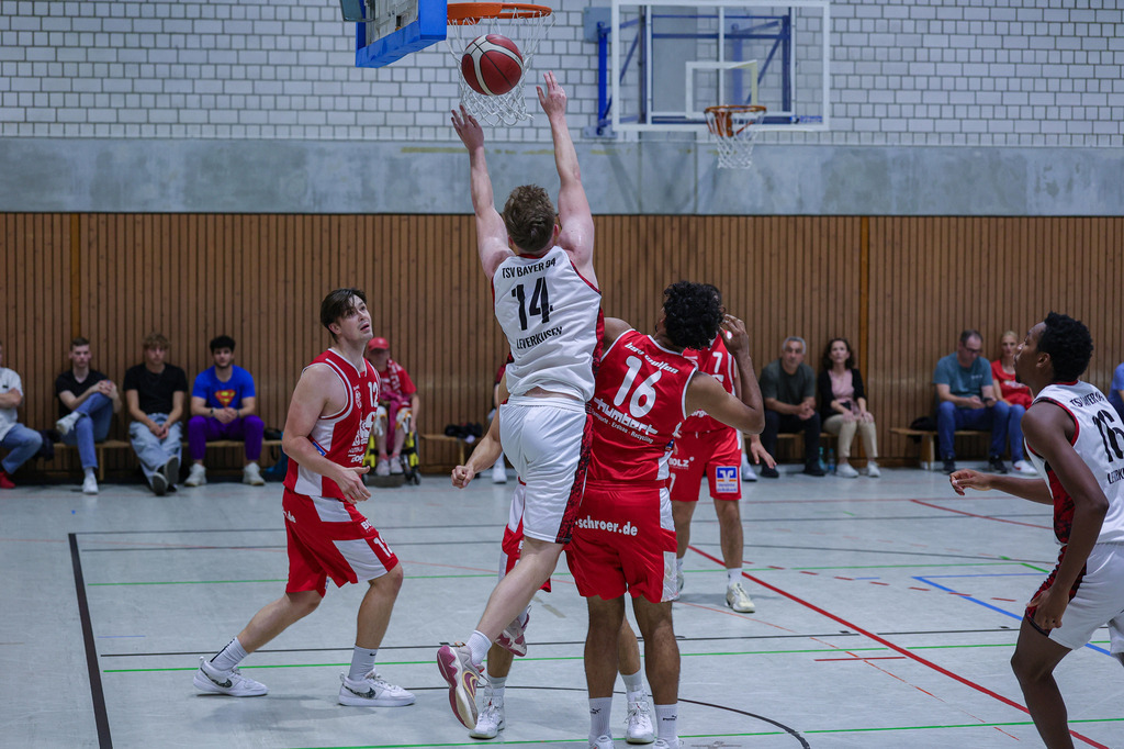 Regio Test BAYER GIANTS vs BSV Münsterland Baskets Wulfen-60 | Fotos von Basketballspielen aus dem Raum NRW fotografiert von Gero Mueller-Laschet und Daniel Schaefer - Realisiert mit Pictrs.com