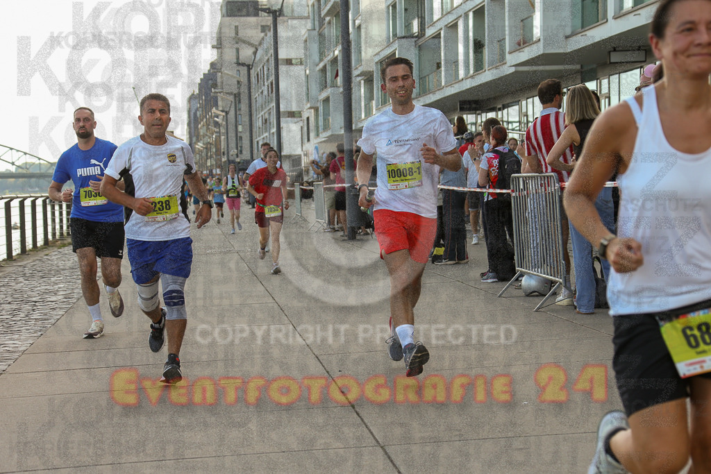 250920_1449_EX1_7766 | Sportfotografie im Rhein-Sieg Kreis, Köln, Bonn, NRW, Rheinland Pfalz, Hessen, etc. Unser Tätigkeitsfeld umfasst den Laufsport vom Volkslauf über den Marathon, Duathlon, Triathon bis zum Ultralauf wie Kölnpfad Ultra oder Schindertrail.
