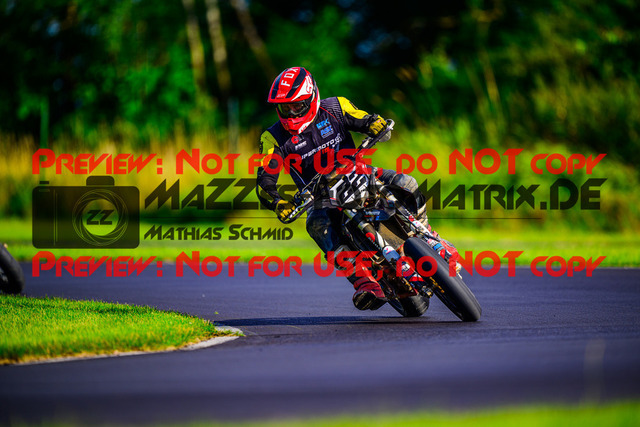 MaZZes_FotoMatrix_240713_6007705_2682 | UE40