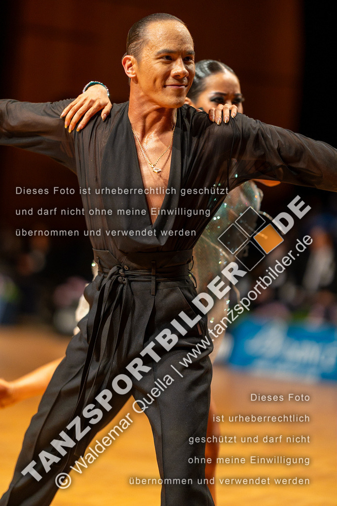 20230812-12053 | Hier finden Sie Tanz Bilder vom Latein und Standard Formationen tanzen. Sportbilder vom Tanzsport. Schöne Fotos und von Weltmeisterschaft, Europameisterschaft, Bundesliga, Regionalliga, Oberliga und Landesliga sowie von GOC Stuttgart, DanceComp, WM Bremen