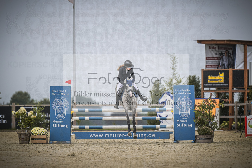 DOS_0815 | Entdecke hochwertige Reitturnierfotos von Foto Oger. Professionell, emotional und authentisch – jetzt Lieblingsmomente im Shop bestellen. - Realisiert mit Pictrs.com