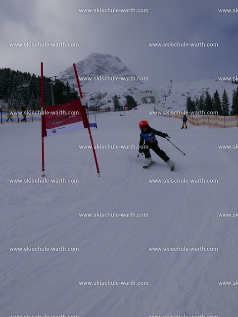 Mara (4) | Photos von der Skischule Warth - Realisiert mit Pictrs.com