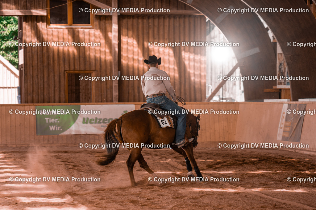 NE201033 | dv-media-shop - Realisiert mit Pictrs.com