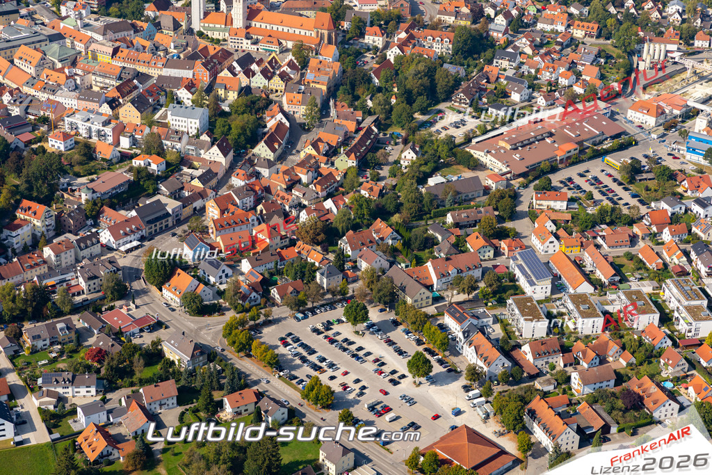 Aktuelles Luftbild von  Moosburg an der Isar - Die Luftaufnahme wurde 2020 mittels UL-Flugzeug erstellt ( keine Drohne ) - hochauflösende Kamera-Systeme von  Canon -Beste Qualität - Für grossformatige Ausdrucke geeignet. Die Geschenkidee !