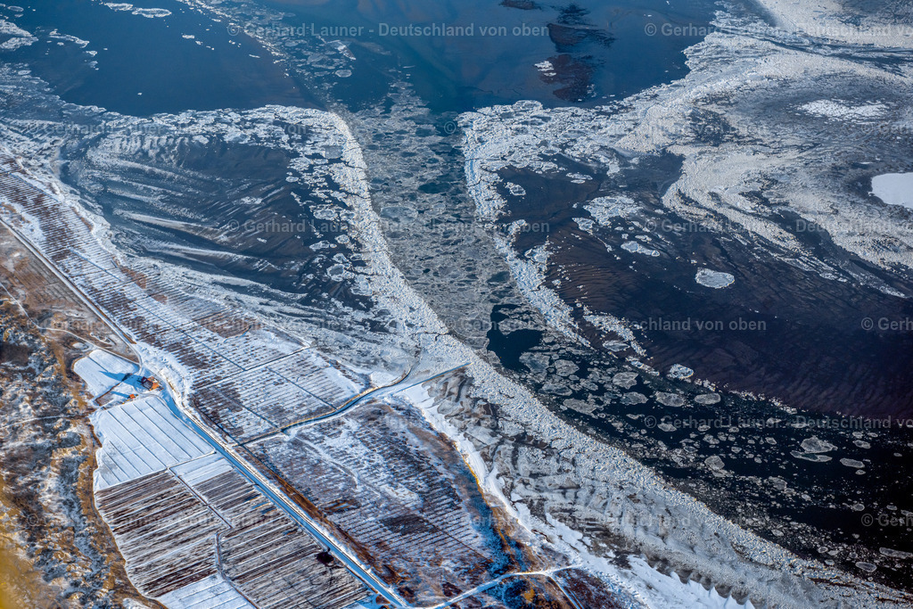 4044153 | JUIST 13.02.2021 Winterlich schneebedeckte Küstenbereich am Westende der Nordsee - Insel Juist im Bundesland Niedersachsen, Deutschland. // Wintry snow-covered coastal area at the western end of the North Sea - the island of Juist in the state of Lower Saxony, Germany. Foto: Gerhard Launer