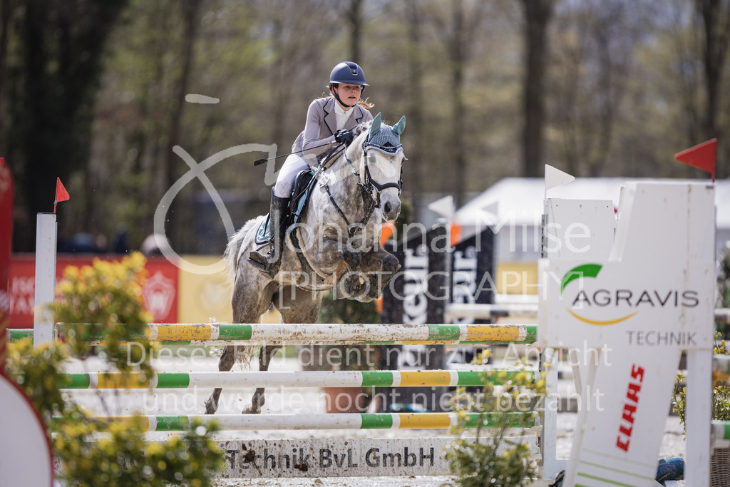230402_MünsterHandorf_PonyTrophy-439 | Deine schönsten Turniermomente als professionelle Fotos! Entdecke hochwertige Pferdesport-Fotografie im Online-Shop. Jetzt Fotos finden & bestellen!