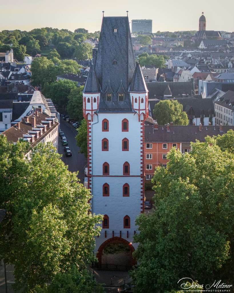 dji_fly_20250519_203906_0448_1747593392757_photo_dng 2 | default