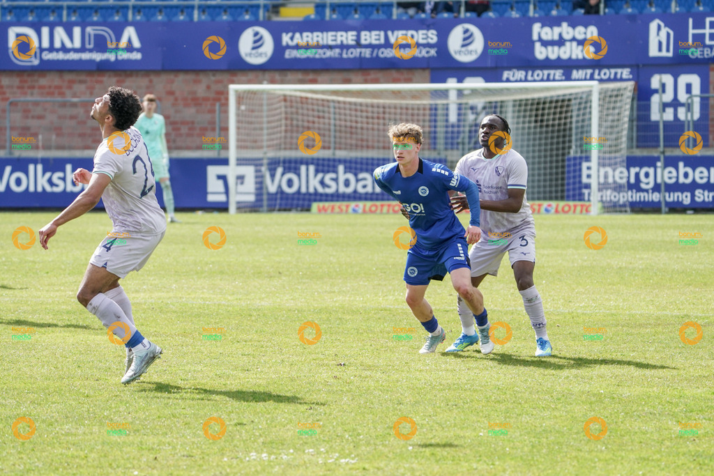 VfL Sportsfreunde Lotte vs. VfL Bochum II U23 - Regionalliga West - 28. Spieltag 2026 | Max Ritter, 8Owono Darnell Keumo, 3 - Realisiert mit Pictrs.com