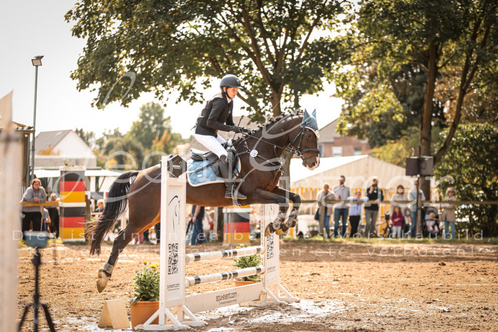 06.SoSpE00110 | Leoni Ertmer Photography - Realisiert mit Pictrs.com