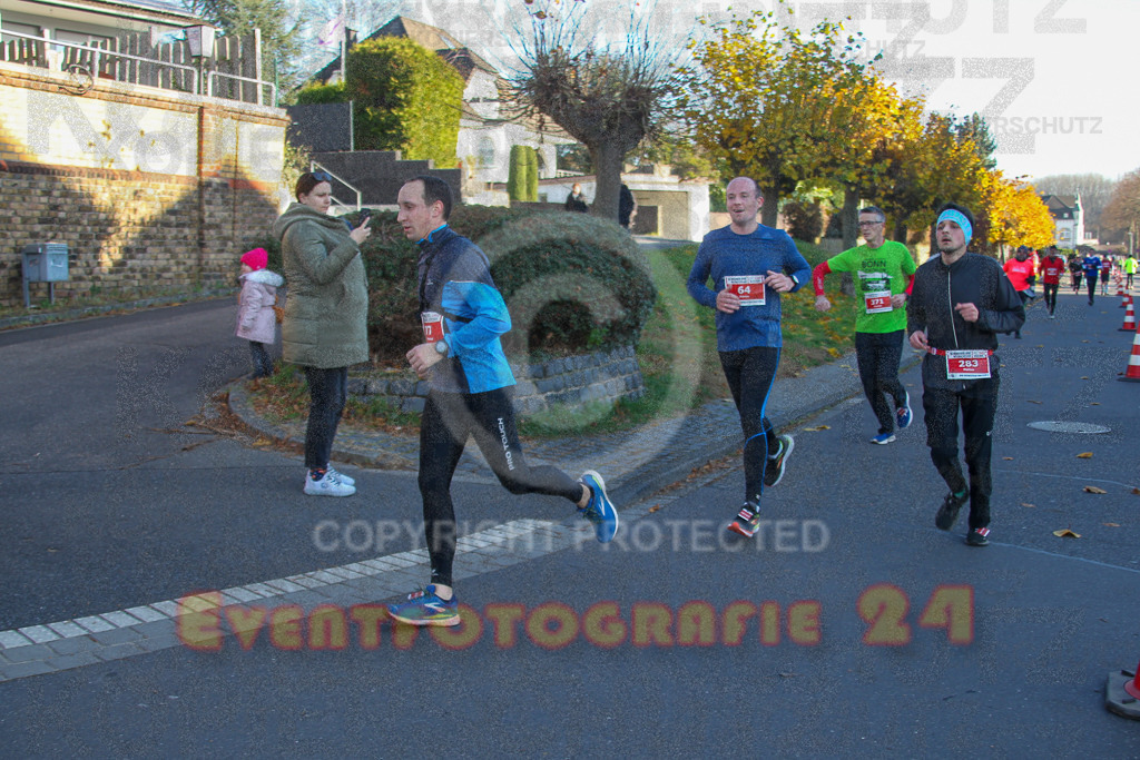 241201_1230_EV4_2745 | Sportfotografie im Rhein-Sieg Kreis, Köln, Bonn, NRW, Rheinland Pfalz, Hessen, etc. Unser Tätigkeitsfeld umfasst den Laufsport vom Volkslauf über den Marathon, Duathlon, Triathon bis zum Ultralauf wie Kölnpfad Ultra oder Schindertrail.