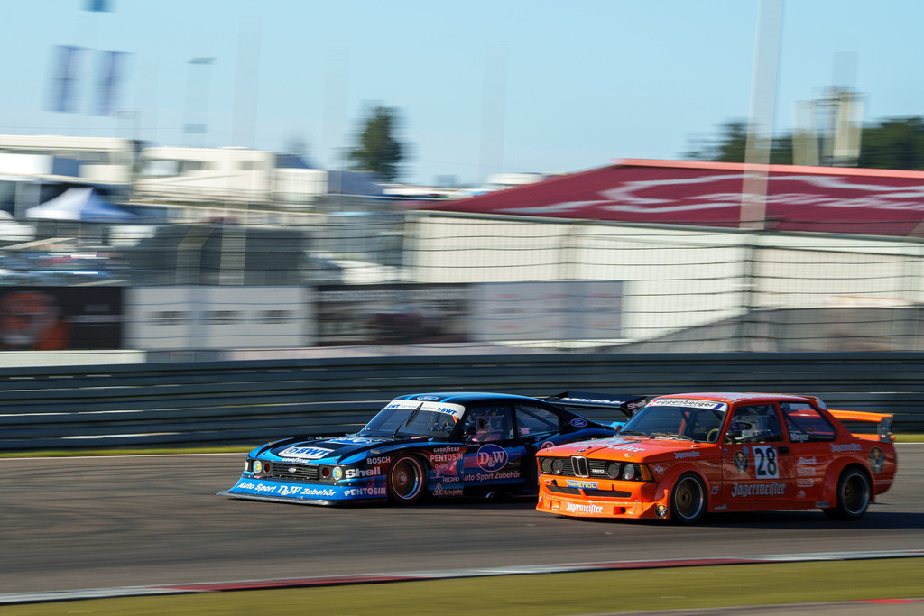 Belmot Oldtimer Grand Prix 2024 | 10.08.2024 Belmot Oldtimer Grand Prix 2024, Nürburgring,Deutschland, Bild: #30 Ronny Scheer im Ford Turbo Capri von Mücke Motorsport, #28 Michael Meyer im BMW 320 Gruppe 2 von Kfz Meyer - Realisiert mit Pictrs.com