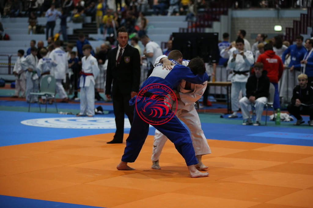 AT3Y2166 | Fotos vom Adler Cup - Pictures from Adler Cup

Hier findet Ihr alle Eindrücke und großen Momente der Adler Cup Wochenenden. Here you will find all impressions and great moments of the Adler Cup weekends. - Realisiert mit Pictrs.com