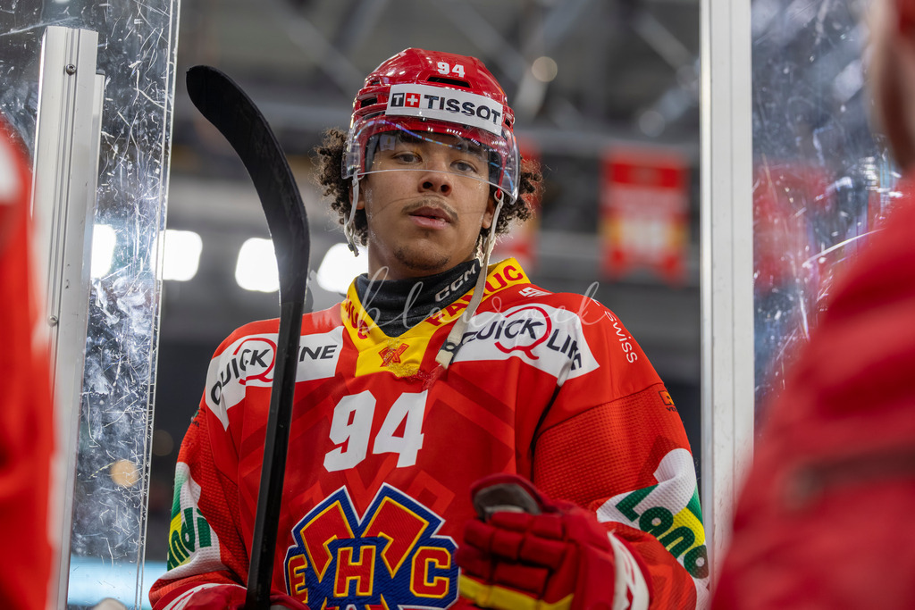 EHCB vs SCB 20260312_wb-3906 | Sportbilder, Sportfotograf, Hochzeits- und Eventfotografin, Flugshows, Portraits und Tiershooting, Aviation, Downhill, Nationalleague, Swissleague, International