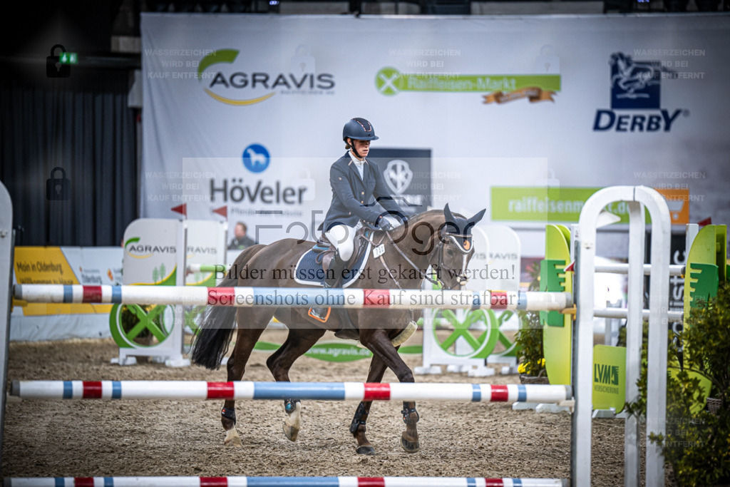 DOS_0835 | Entdecke hochwertige Reitturnierfotos von Foto Oger. Professionell, emotional und authentisch – jetzt Lieblingsmomente im Shop bestellen. - Realisiert mit Pictrs.com