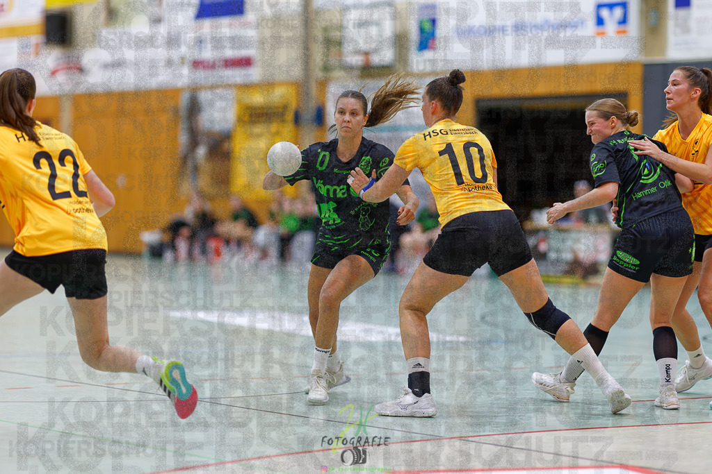 Frauen Oberliga Mitte (HHV); HSG Kleenheim/Langgöns II - HSG Eibelshausen/Ewersbach | Frauen Oberliga Mitte (HHV); HSG Kleenheim/Langgöns II - HSG Eibelshausen/Ewersbach am 01.11.2025 in Oberkleen (Weidig-Halle)Photo © 2025 - Jörg Heinrich - Realisiert mit Pictrs.com