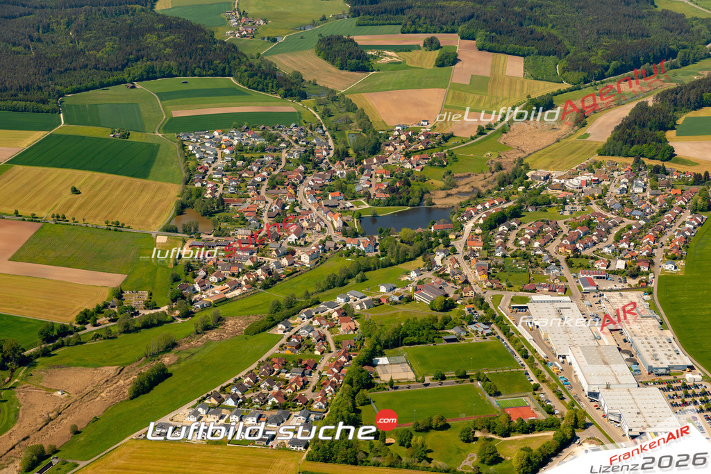 Das Luftbild zeigt :  Wört - Die Luftaufnahme wurde 2024 vom UL-Flugzeug aus erstellt ( keine Drohne ) - Hochauflösende Luftaufnahme - Für grossformatige Ausdrucke geeignet. Die Geschenkidee !Mit Lizenz und Bildrechte bestellbar
