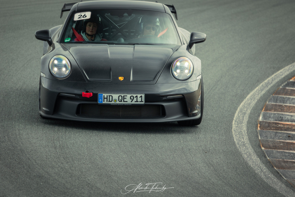R6AT1666 _Alexander Tschuncky | Entdecken Sie die faszinierende Welt von Alexander Tschuncky Arts: Kreative Fotografie, atemberaubende Automobilkunst und hochwertiger Bilderdruck. Lassen Sie sich inspirieren! - Realisiert mit Pictrs.com