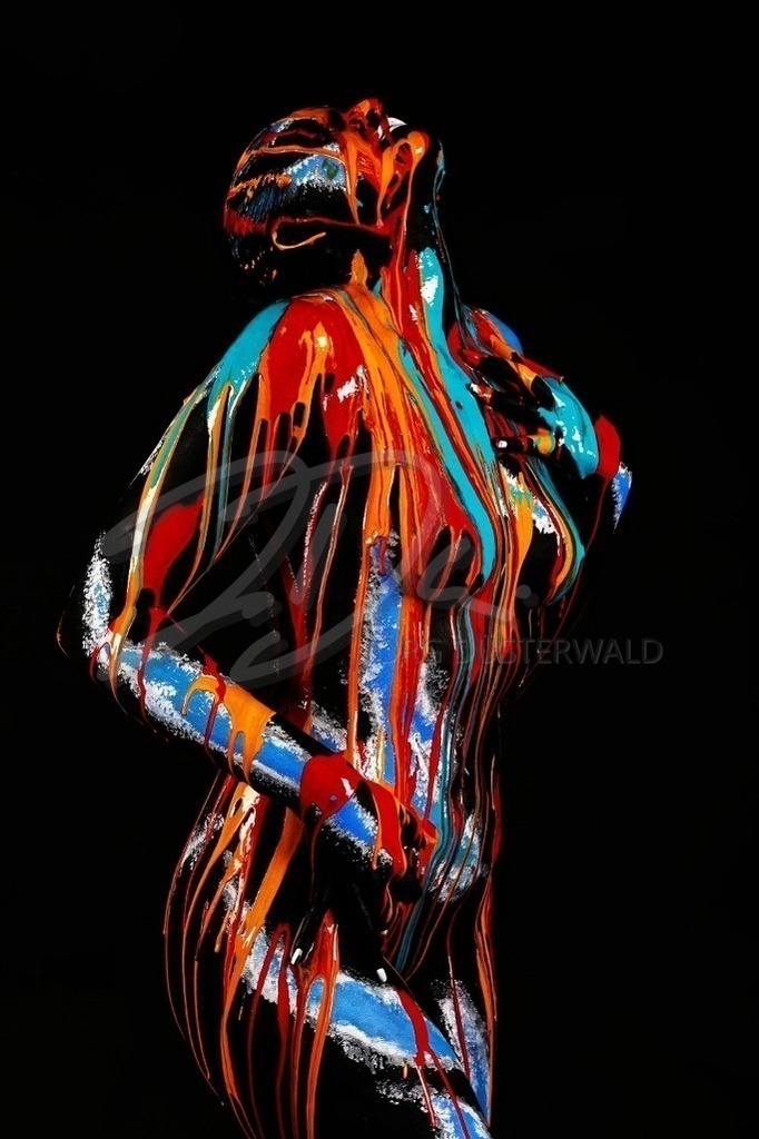BodyArt-BLACKSPLASH_0149b1 | #002 | Modell: Lana | Foto: Andreas Meier - Realisiert mit Pictrs.com