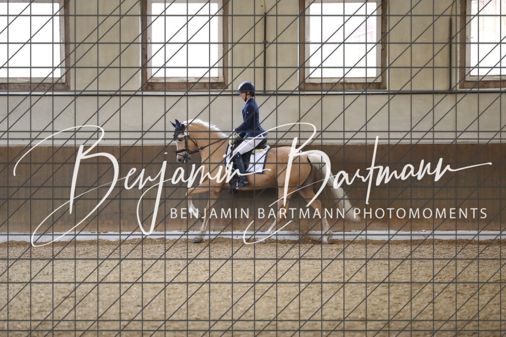 AZ2A1092 | Benjamin Bartmann Photomoments