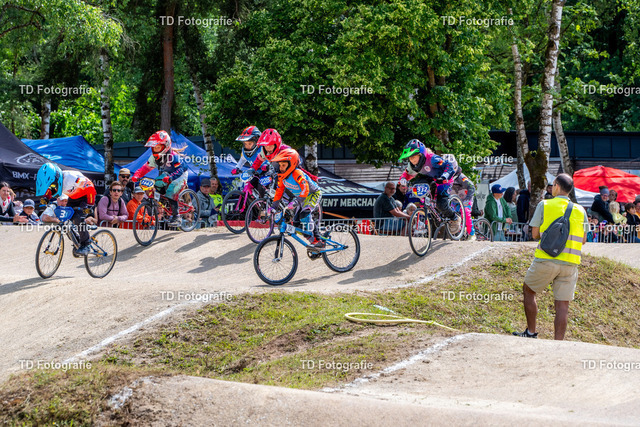 BayBMX2026-05518 | Fotogalerie von Thomas Dettweiler mit Eventbildern und lizenzfreien Fotos. Perfekt als Wandbild, für Büro, Website oder private Nutzung. - Realisiert mit Pictrs.com
