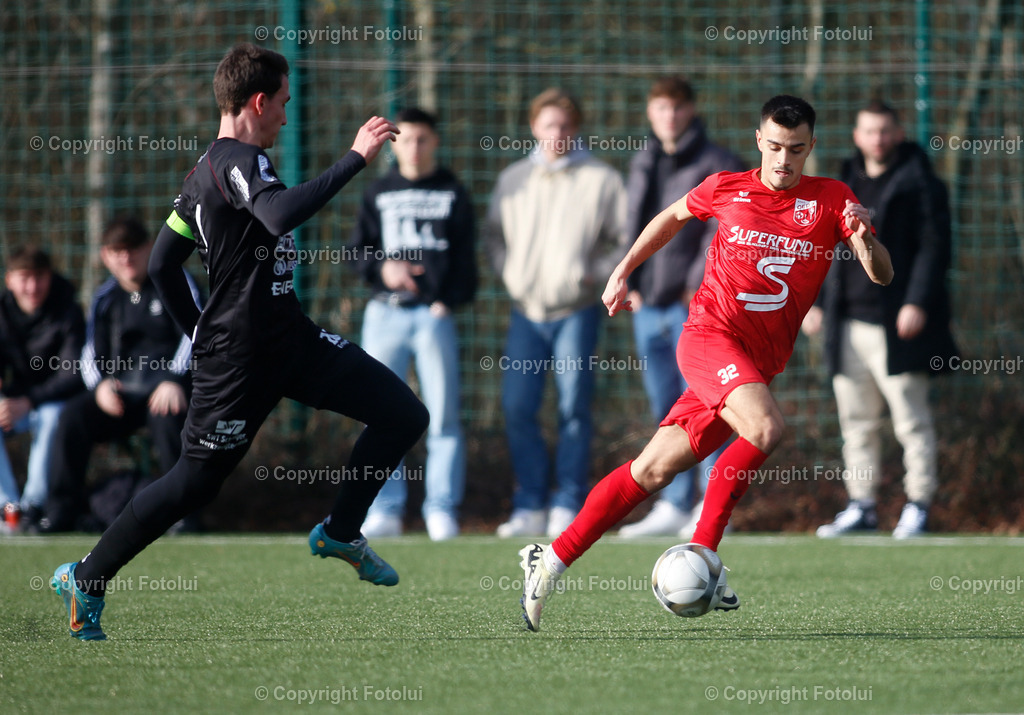 A_LUI_24022024_00011 | SPORT,FUSSBALL,TESTSPIEL ASKOE OEDTVORWAERTS STEYR 24.02.2024 IM BILD:BFILIP BRESKIC (OEDT) UND STEFAN GOLDNAGL(V.STEYR)  FOTO:FOTOLUI