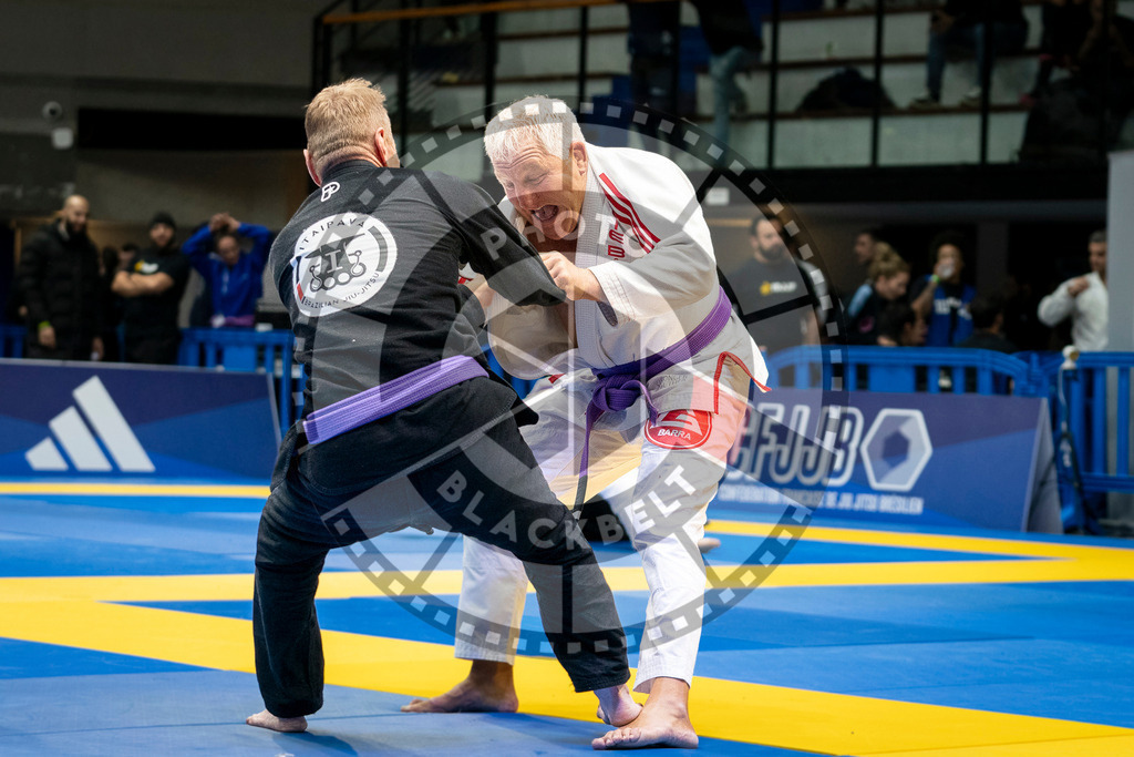 20240125PBB01610 | Fighters compete during the sixth day of the Brazilian Jiu-jitsu European Championship of the IBJJF in Paris, France, on January 25, 2024.