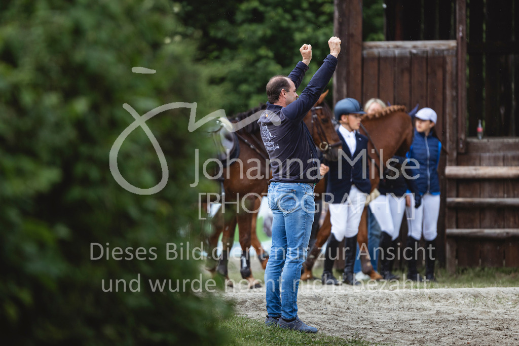 240519_Kalthof_Teamspringen-309 | Deine schönsten Turniermomente als professionelle Fotos! Entdecke hochwertige Pferdesport-Fotografie im Online-Shop. Jetzt Fotos finden & bestellen!