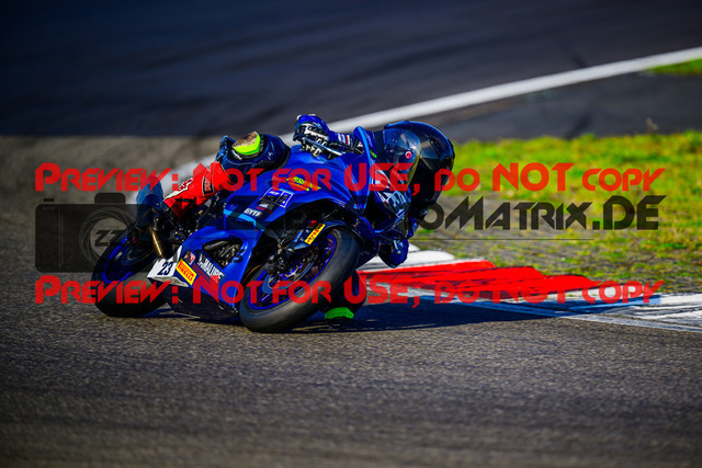 MaZZes_FotoMatrix_240831_6007705_2238 | R7