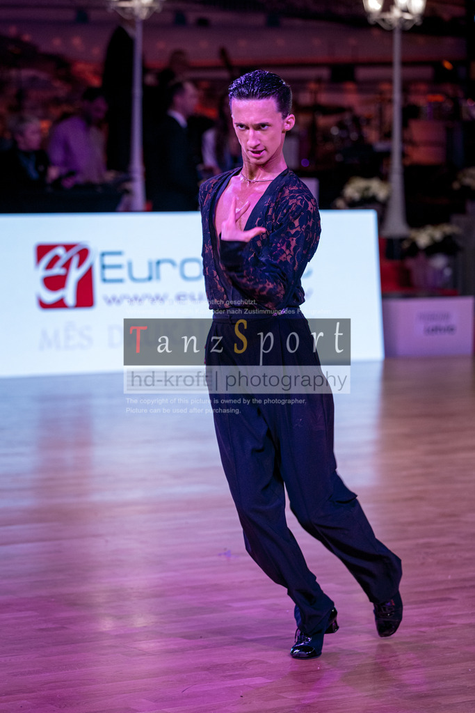 20251213_Baltic-GP_1628-2 | Tanzsportbilder, Standardtanz, Lateintanz, WDSF, DTV, LTVB, dancecomp, goc, hessen tanzt, blaues band der spree, walzer, tango, wiener walzer, slowfox, quickstepp, samba, rumba, cha-cha-cha, paso doble. jive, hd-kroft photography, turniertanzsport