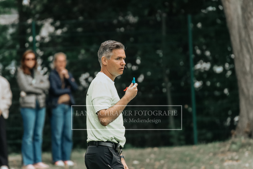 Herren_Bundesliga_02_F_RWK-UHC_21.09.25_Köln (368 von 471) | lanaschraderfotografie - Realisiert mit Pictrs.com