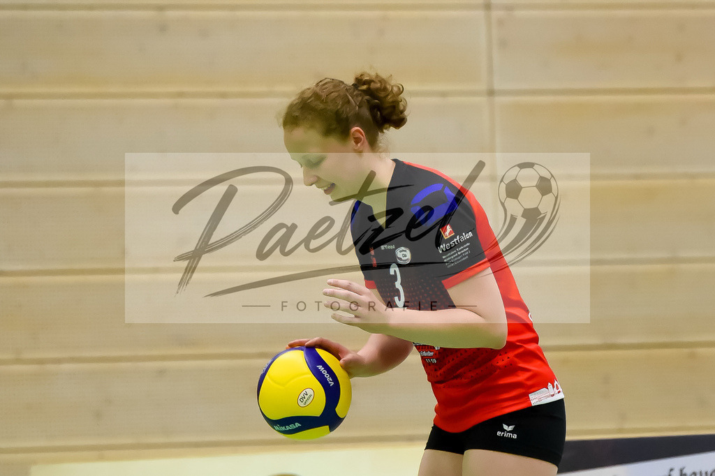 VCOBWA20211106_024 | Volleyball, Frauen:   bei dem Spiel der 3. Liga West zwischen VC Osnabrueck und SV BW Aasee in der Schlosswallhalle am 06.11.2021 in Osnabrueck, Deutschland. - Realisiert mit Pictrs.com