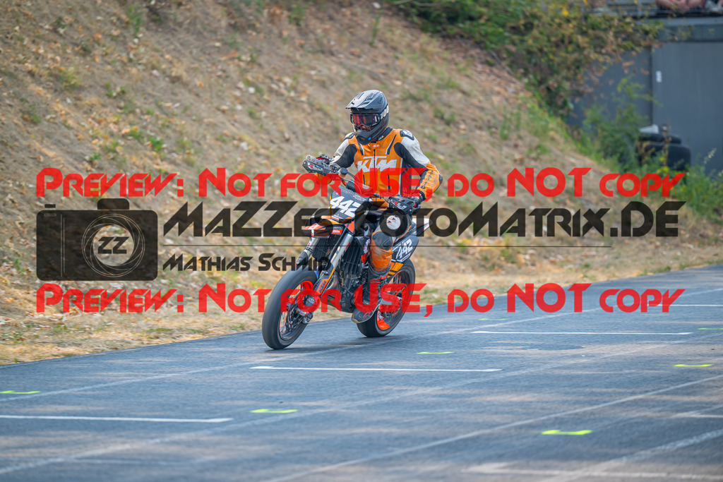 MaZZes-Fotomatrix-20260816-618932 | S2