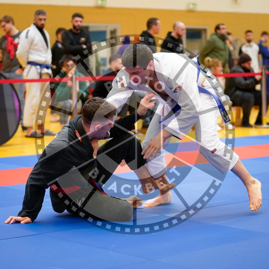 20240203PBB07637 | Fighters compete during the Brazilian Jiu-Jitsu Championship of the AJP Tour in Maintal by Frankfurt am Main, Germany, on February 2, 2024.