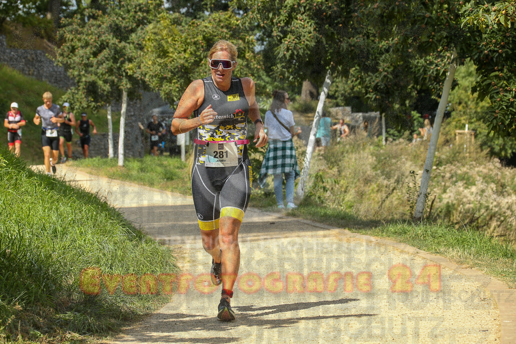 250824_1332_EX1_2740 | Sportfotografie im Rhein-Sieg Kreis, Köln, Bonn, NRW, Rheinland Pfalz, Hessen, etc. Unser Tätigkeitsfeld umfasst den Laufsport vom Volkslauf über den Marathon, Duathlon, Triathon bis zum Ultralauf wie Kölnpfad Ultra oder Schindertrail.
