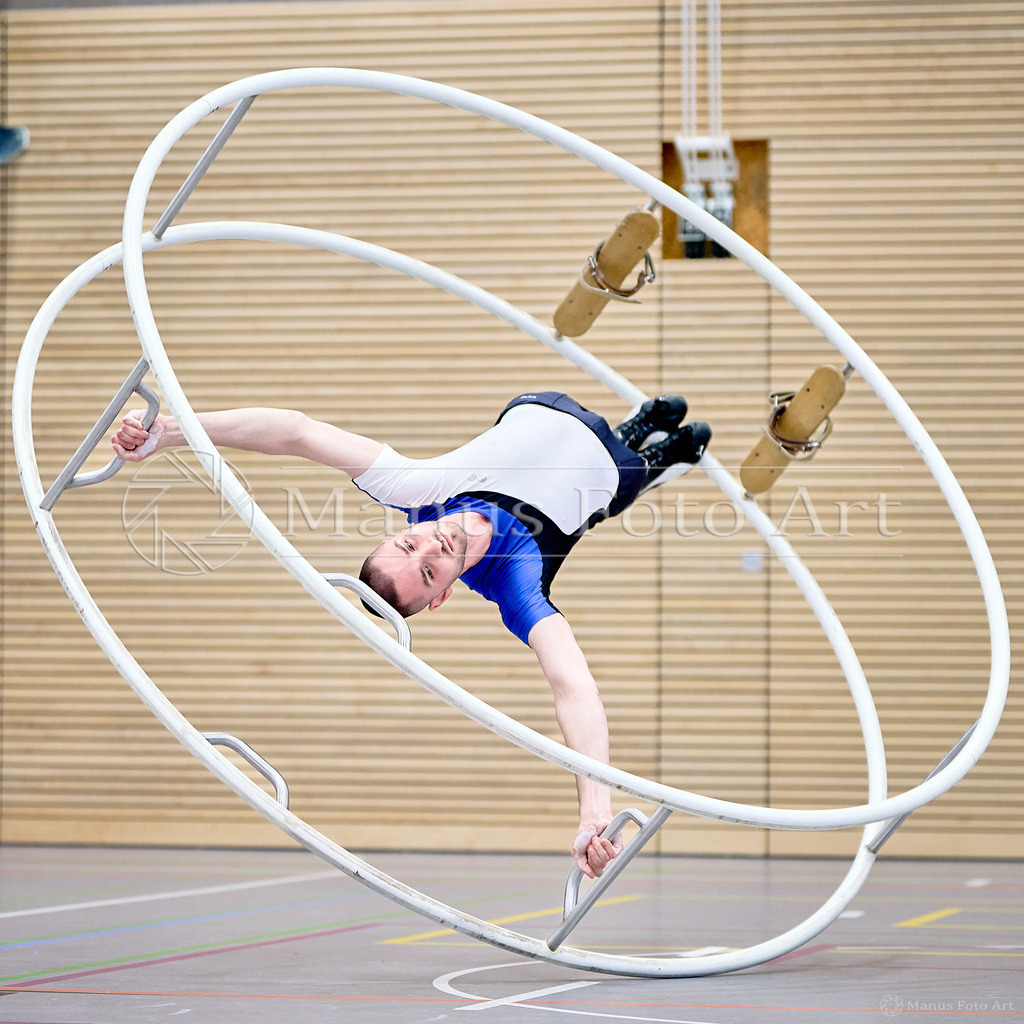 B-DSC06761 | Professionelle Sportfotografie in Hamburg, Schleswig-Holstein und Niedersachsen – spezialisiert auf Rhönrad, Geräteturnen, Leistungsturnen und rhythmische Sportgymnastik. Bundesweite Begleitung von Rhönrad-Events. Jetzt Sport-Fotos - Realisiert mit Pictrs.com