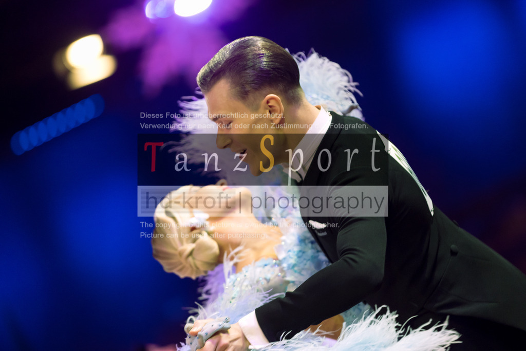 20241215_WDSF_Int_Open_Std-Riga-9284 | Tanzsportbilder, Standardtanz, Lateintanz, WDSF, DTV, LTVB, dancecomp, goc, hessen tanzt, blaues band der spree, walzer, tango, wiener walzer, slowfox, quickstepp, samba, rumba, cha-cha-cha, paso doble. jive, hd-kroft photography, turniertanzsport