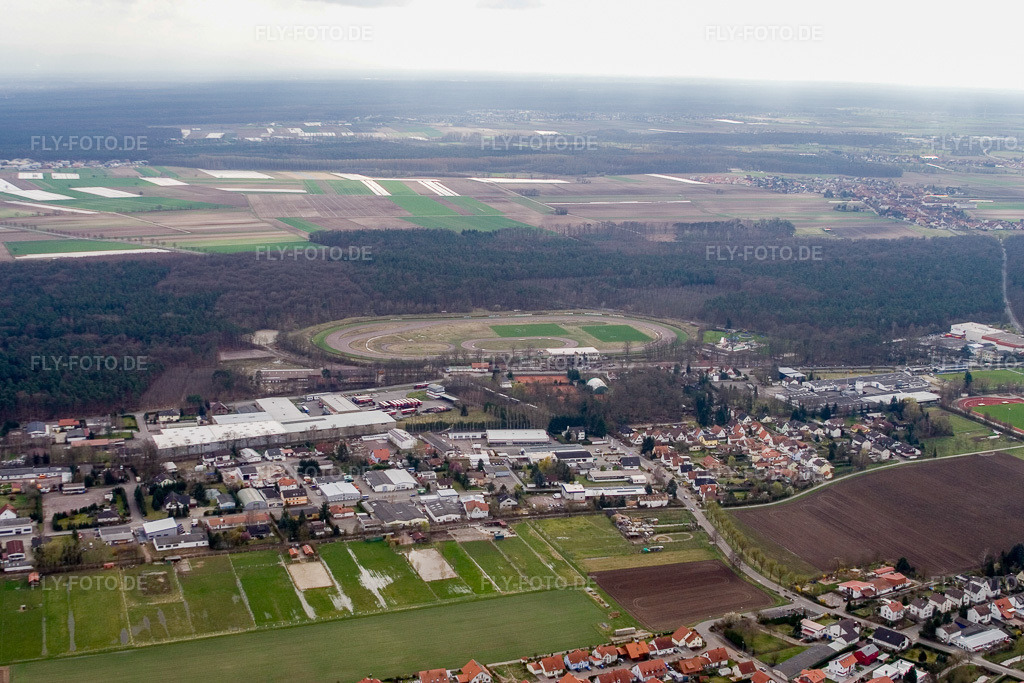 Luftbild: Am Kleinwald in Herxheim bei Landau im Bundesland Rheinland-Pfalz in Deutschland. Foto: IMG_9784.jpg vom 15.03.2008 durch Werner Riehm/FLY-FOTO.de