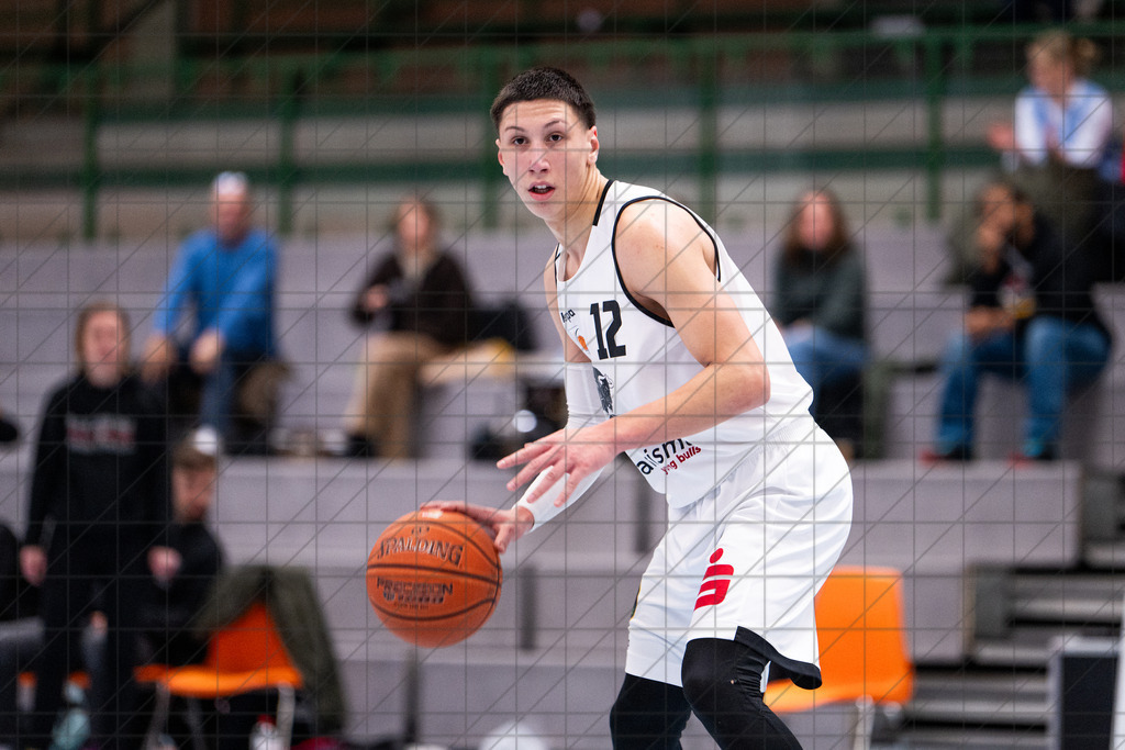 JBBL Relegation Gruppe 1 25/26 | Spieltag 14 | Charisma Young Bulls vs. Buchhorn Bau Twisters Rendsburg | 01.02.26: JBBL Relegation Gruppe 1 25/26 | Spieltag 14 | Charisma Young Bulls vs. Buchhorn Bau Twisters Rendsburg / Ibbenbüren / Deutschland  //   CREDIT:www.bullenfotos.de, Martin König, Hörner Weg 40, D-49078 Osnabrück, +4917663732967 // Nutzung und Weitergabe nur zu den vereinbarten Zwecken. Presseanfragen an Ersteller. Alle Rechte beim Ersteller. Honorierung nach MFM. - Realisiert mit Pictrs.com