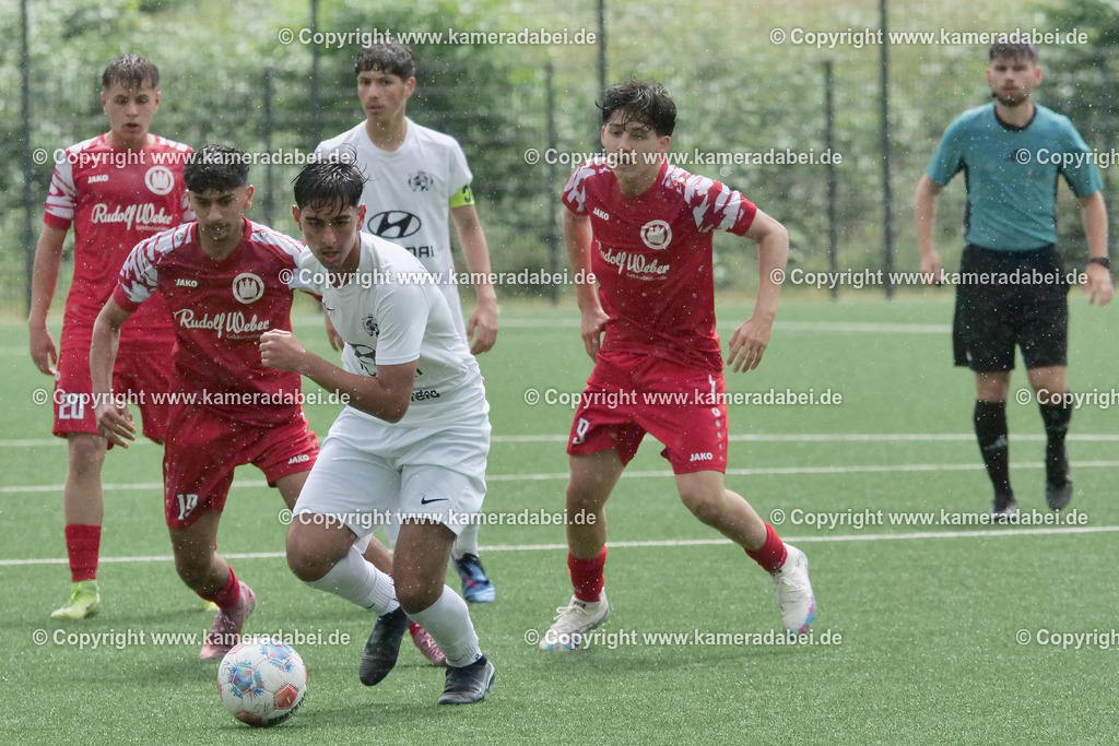 Fußball : C-Junioren : Aufstieg Regionalliga West : SUS 09 Dinslaken - Vfb 03 Hilden am 04.06.2026 in Dinslaken | Fußball : C-Junioren : Aufstieg Regionalliga West : SUS 09 Dinslaken (rotr Trikots)- Vfb 03 Hilden (weiße Trikots) am 04.06.2026 in Dinslaken - Realisiert mit Pictrs.com