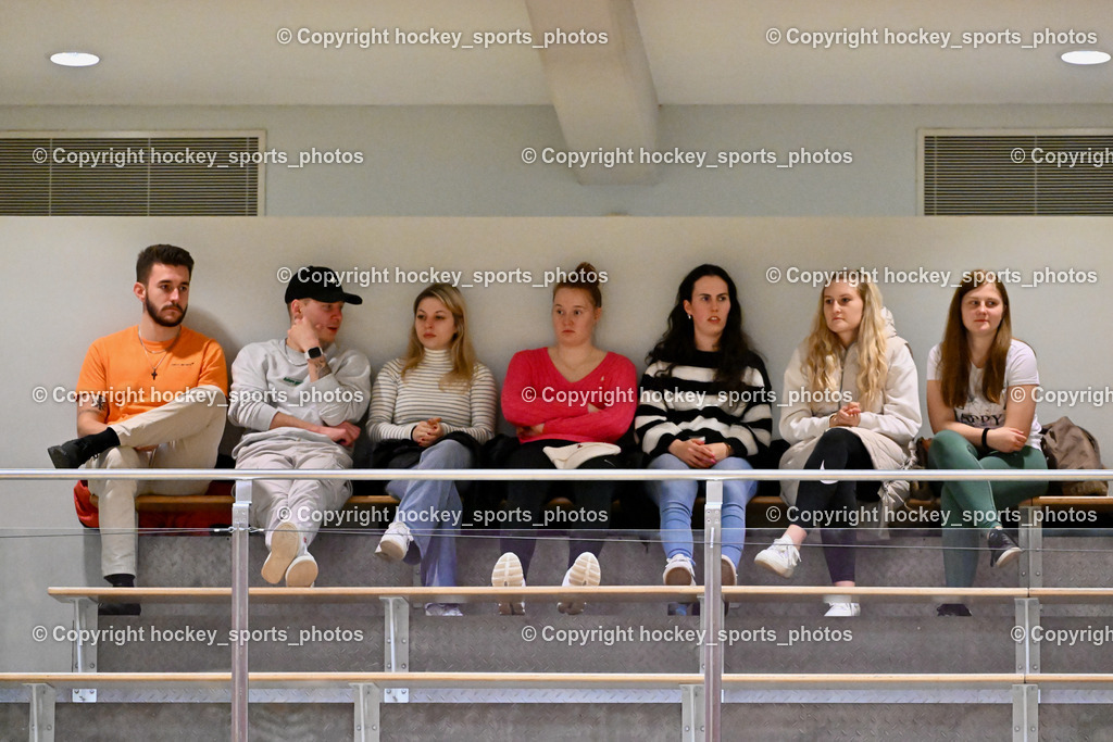 ASKÖ Volley Eagles Villach vs. TI- Schu Staudinger Volley 22.3.2024 | Besucher Ballspielhalle Villach Lind, ASKÖ Eagles Villach Fans, ASKÖ Volley Eagles Villach vs. TI- Schu Staudinger Volley 22.3.2024, ASKÖ Volley Eagles Villach vs. TI- Schu Staudinger Volley am 22.03.2024 in Villach (Ballspielhalle Lind), Austria, (Photo by Bernd Stefan)