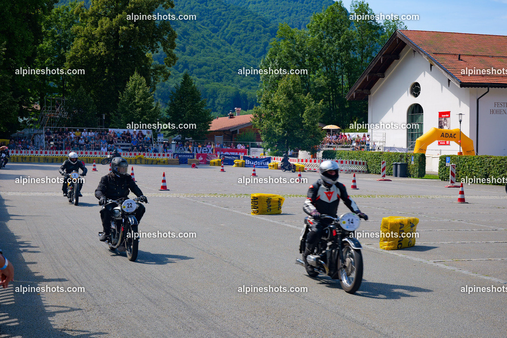 P1014859 | Erleben Sie atemberaubende, hochqualitative Fotos Ihrer Fahrt entlang der malerischen Alpenstraßen. Besuchen Sie alpineshots.com, um professionelle Aufnahmen Ihrer unvergesslichen Reise zu finden und zu kaufen - Realisiert mit Pictrs.com