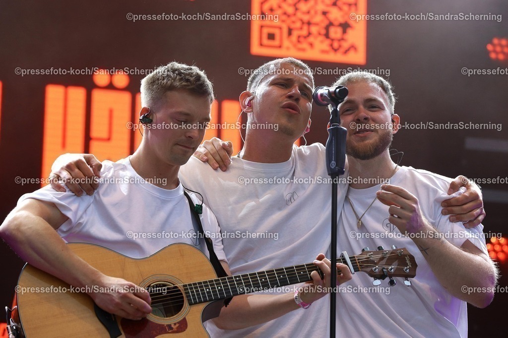 xSSC05072501016 | 05.07.2025, xsscx, Köln, Heumarkt, Cologne Pride: Gregor Hägele gibt ein Konzert im Rahmen des Cologne Pride 2025