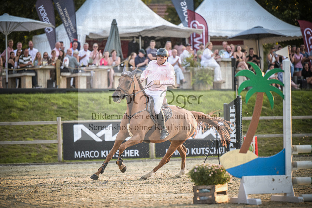 DOS_1440 | Entdecke hochwertige Reitturnierfotos von Foto Oger. Professionell, emotional und authentisch – jetzt Lieblingsmomente im Shop bestellen.Deutschlandweite Turnierfotografie. - Realisiert mit Pictrs.com