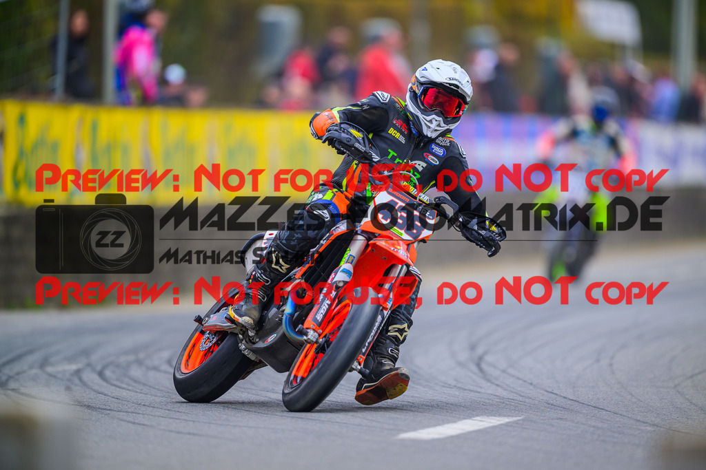 MaZZes_Fotomatrix_20251011_6007705_5608 | SENIOR