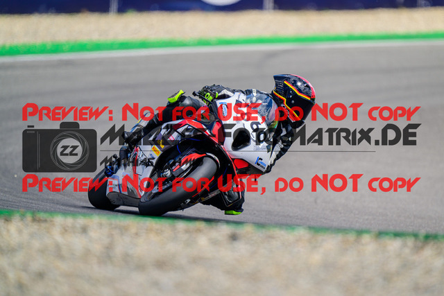 MaZZes_FotoMatrix_240615_1466 | WEISS