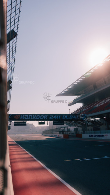 24hDubai24_012309181100175SVS_SVS | Hankook 24h Dubai 2024 - Foto: Gruppe C Photography - Realisiert mit Pictrs.com